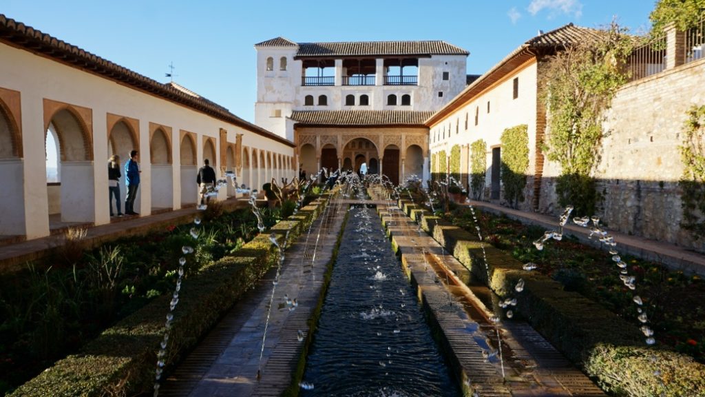 Generalife el hamra sarayi granada Generalife – Kraliyet bahçeleri ve yazlık saray