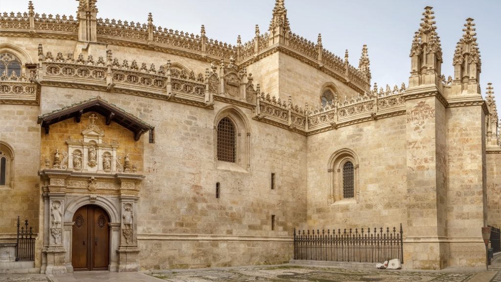 capilla real granada Capilla Real de Granada – Katolik hükümdarların mozolesi