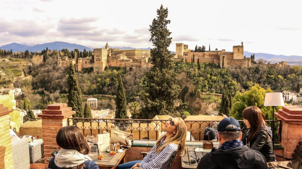 mirador de san nicolas granada Mirador de San Nicolás – Granada’nın en güzel manzarası