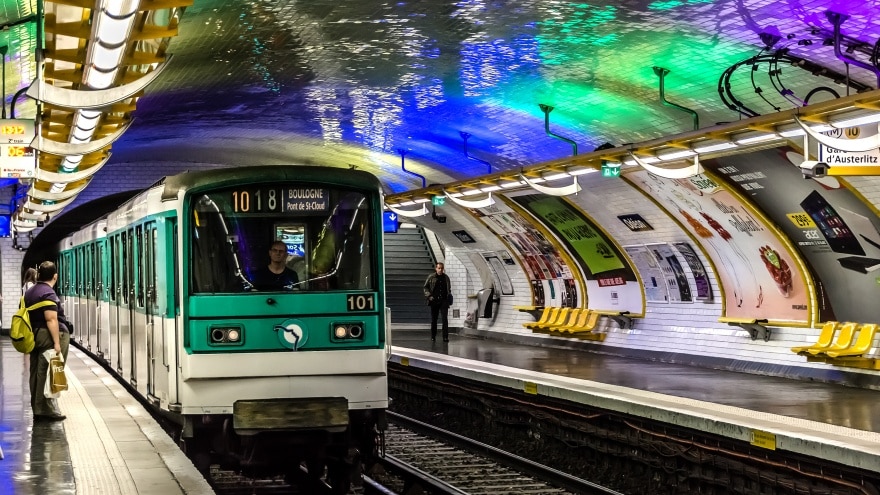 Paris nasıl gezilir? Metro