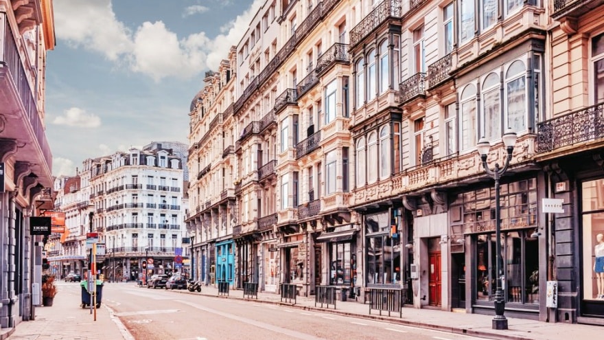 Rue Antoine Brüksel'de nerede alışveriş yapılır?