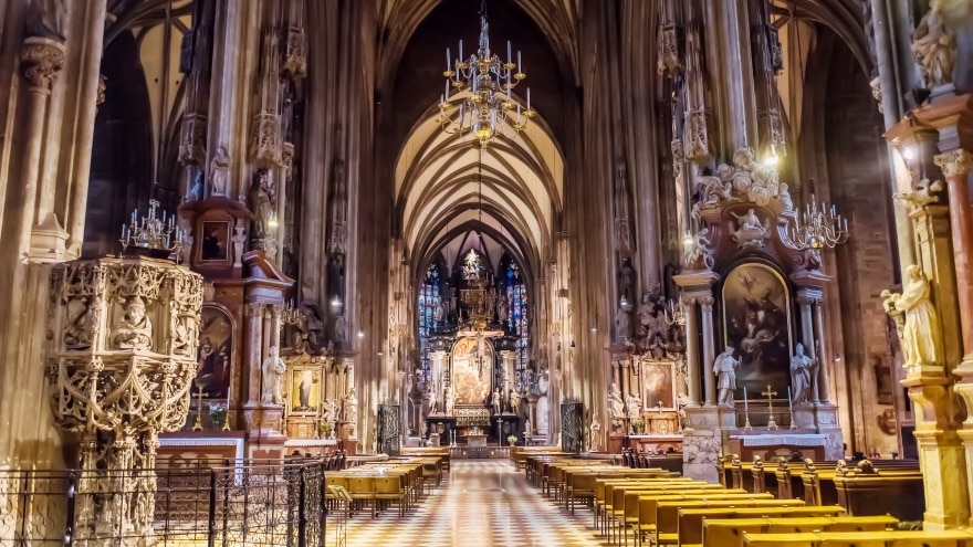 Aziz Stefan Katedrali Viyana gezilecek yerler