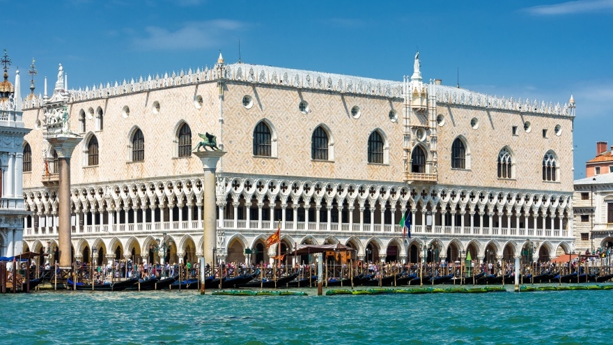 Dükler Sarayı Venedik'te görülmesi gereken yerler
