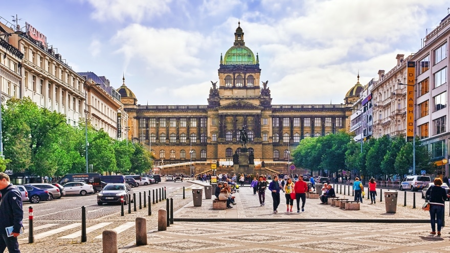 Wenceslas Meydanı Prag gezilecek yerler