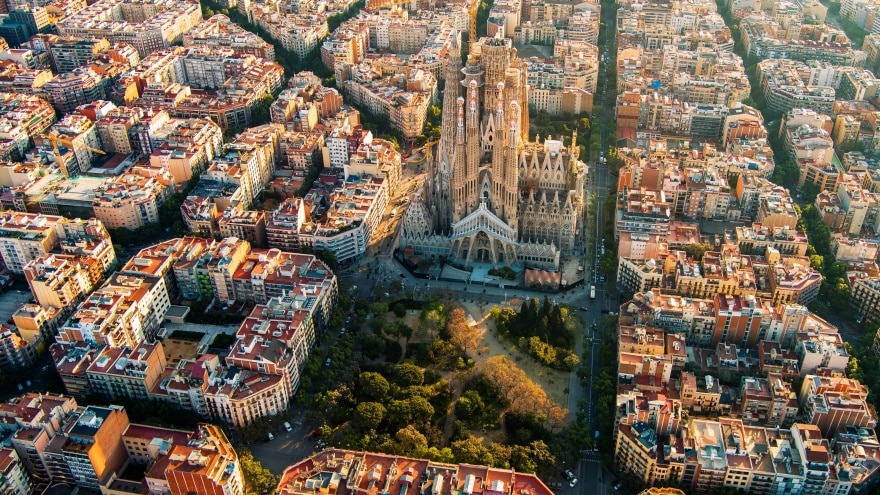 Barselona rehberi konaklama yapılacak yerler