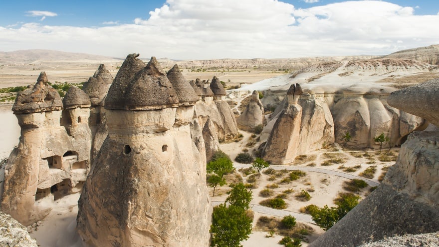 Paşabağ Rahipler Vadisi Kapadokya gezilecek yerler