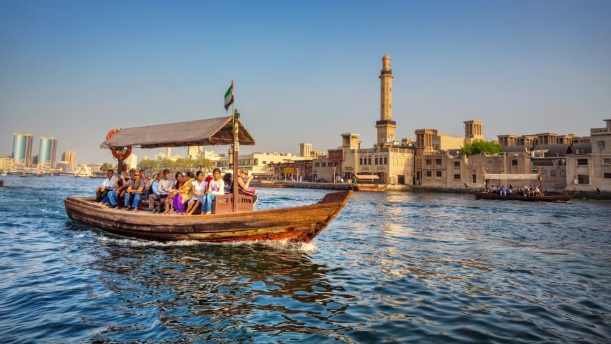 Dubai'de ne yapılır? tekne turu