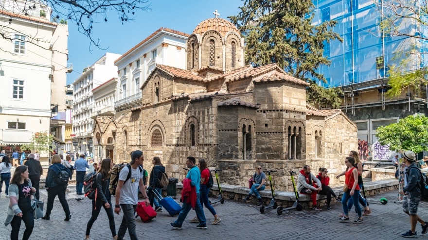 Church of Panagia Kapnikarea Atina'da gezip görülecek yerler