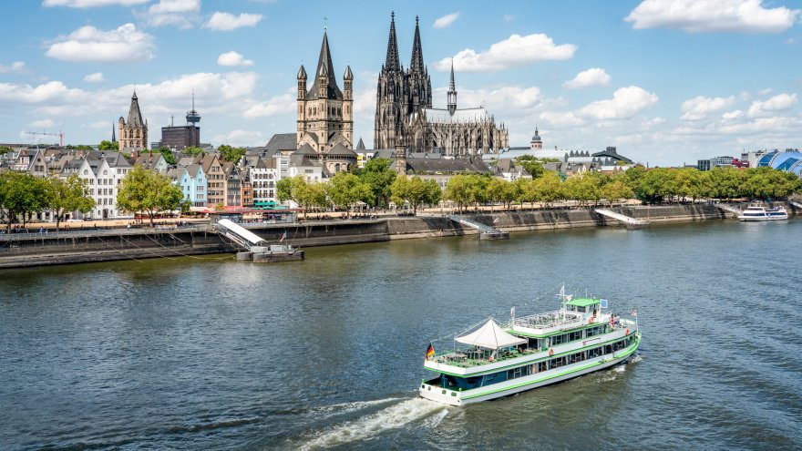 Köln'de ne yapılır? tekne turu