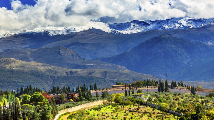 Sierra Nevada Ulusal Park Granada'da ne yapılır?