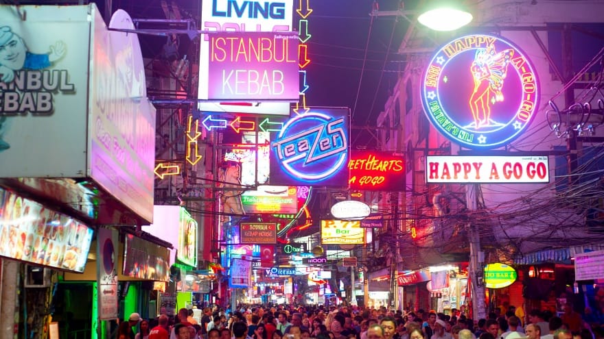 Walking Street Pattaya'da ne yapılır?