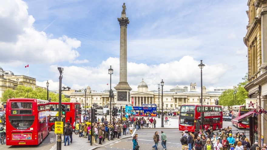 Trafalgar Meydanı Londra'da görülmesi gereken yerler