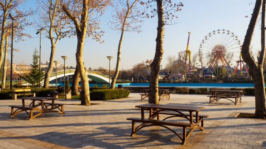 Gençlik Parkı Ankara'da görülmesi gereken yerler