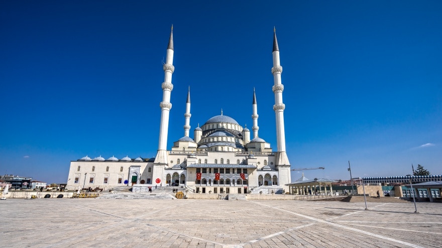 Kocatepe Camii Ankara'da gezilmesi gereken yerler