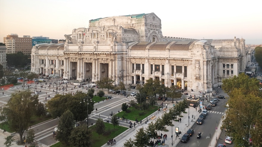 Stazione Centrale Milano'da nerede kalmalı?
