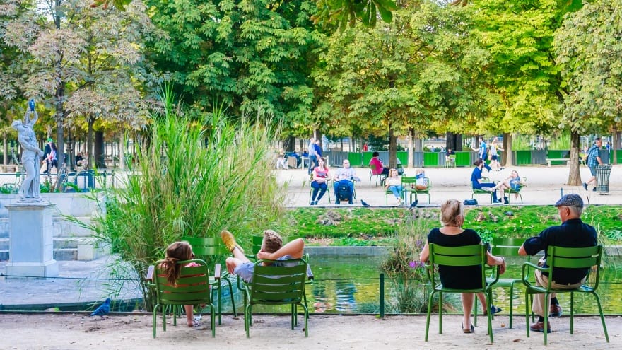 Paris gezilecek yerler Tuileries Bahçeleri