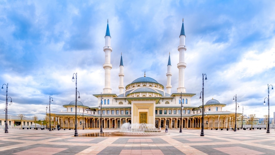 Beştepe Millet Camii Ankara'da gereler gezilmeli?