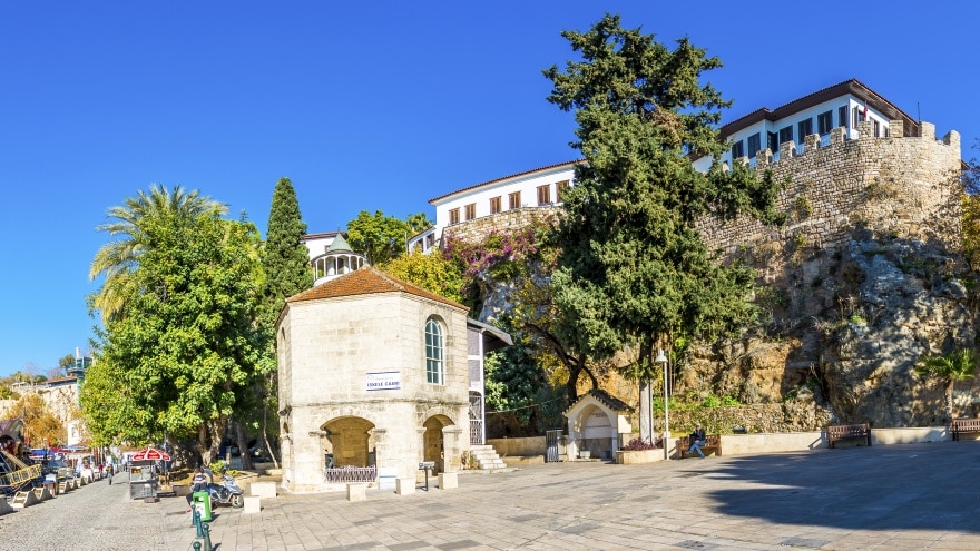 İskele Camii Antalya gezilecek yerler