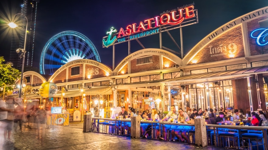 Asiatique the Riverfront Bangkok'ta alışveriş