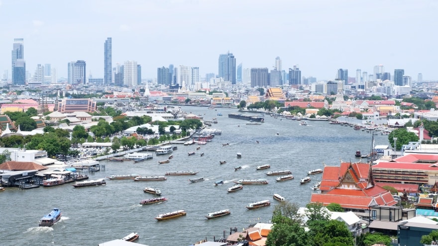 Chao Phraya Riverside Bangkok'ta nerede alışveriş yapılır?