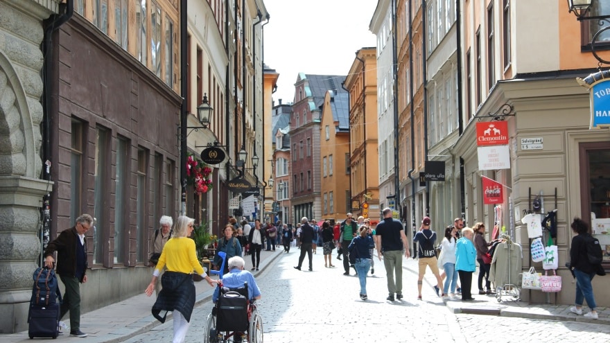 Vasterlanggatan Caddesi Stockholm'de nerede alışveriş yapılır?