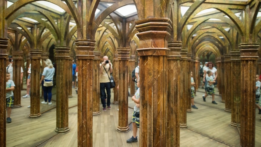 Prag gezilecek yerler Mirror Maze