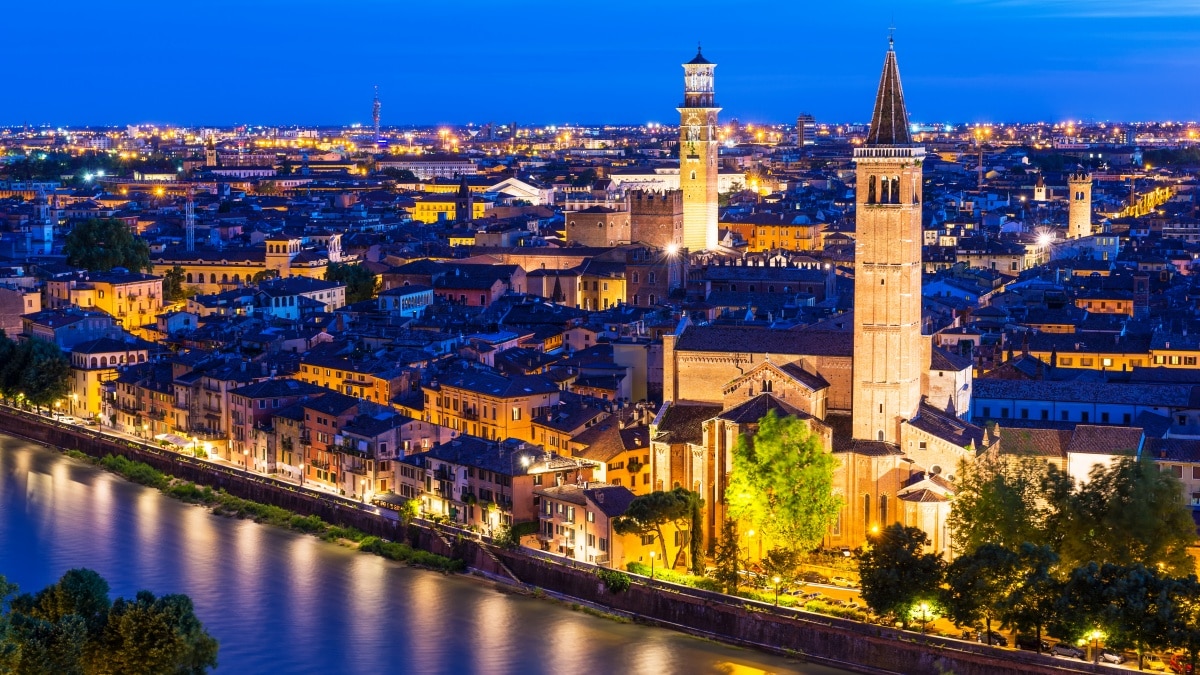 Verona da nerede kalinir