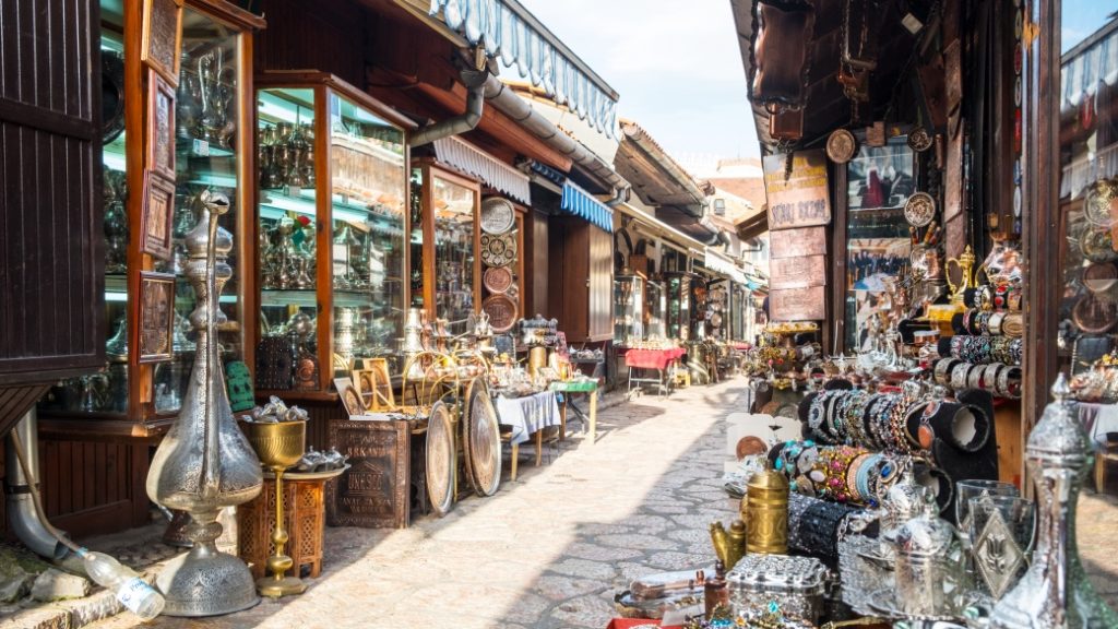 bakircilar carsisi saraybosna Bakırcılar Çarşısı – Saraybosna’nın el sanatları merkezi