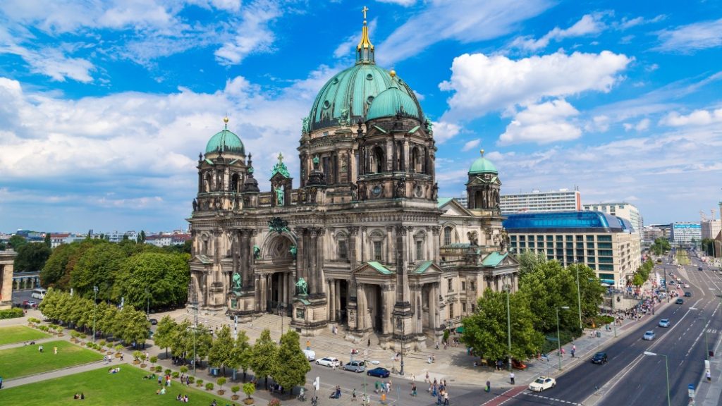 berliner dom berlin Berlin Katedrali – Görkemli Bir Yapı
