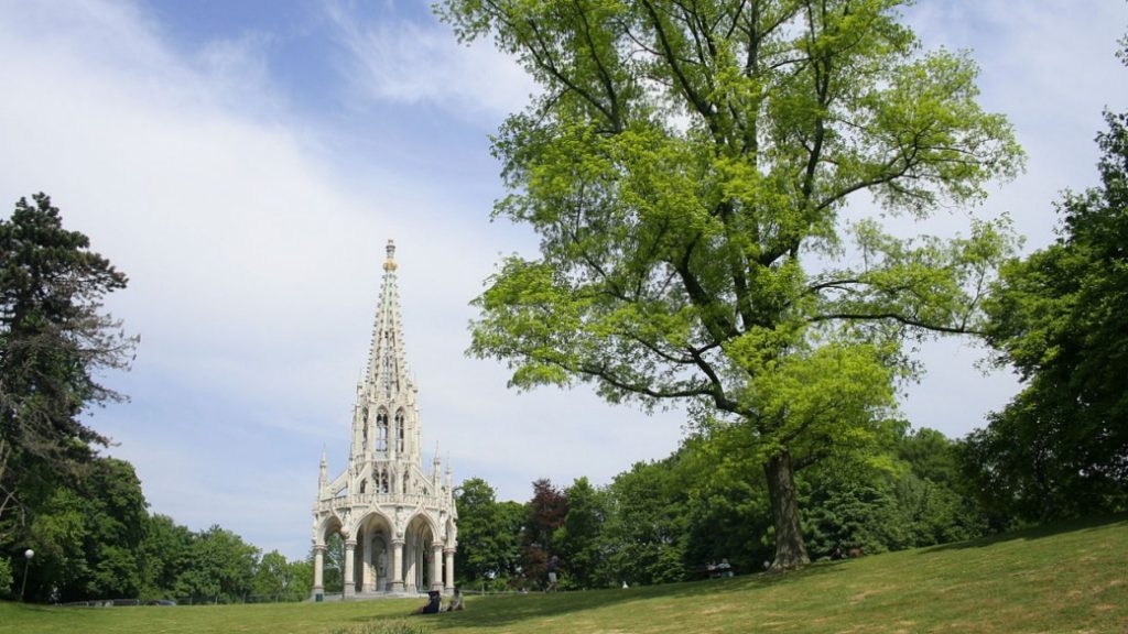 Parc de Laeken, Brüksel’deki Kraliyet Ailesi’nin bahçeleriyle ünlüdür