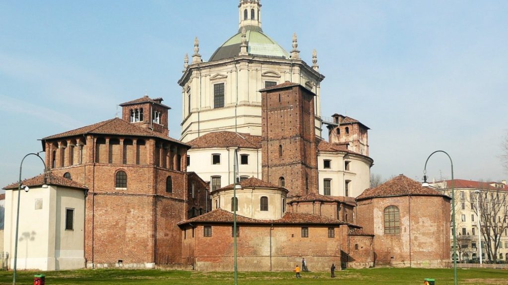 San Lorenzo Maggiore – Tarihin katmanlarını barındıran bazilika