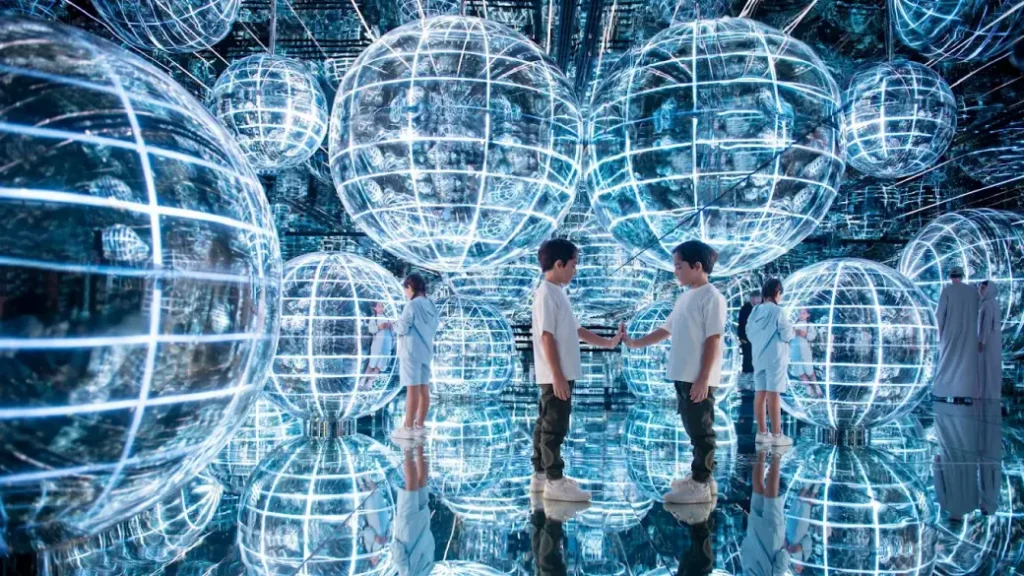 AYA Universe – Dijital evrende interaktif yolculuk