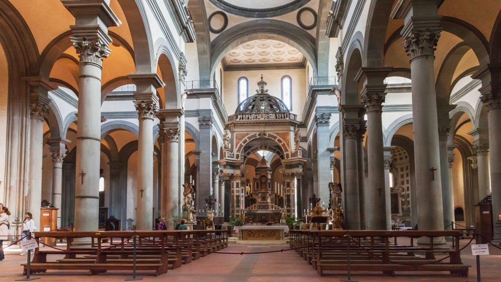 Basilica Santo Spirito – Brunelleschi’nin zarif yapısı