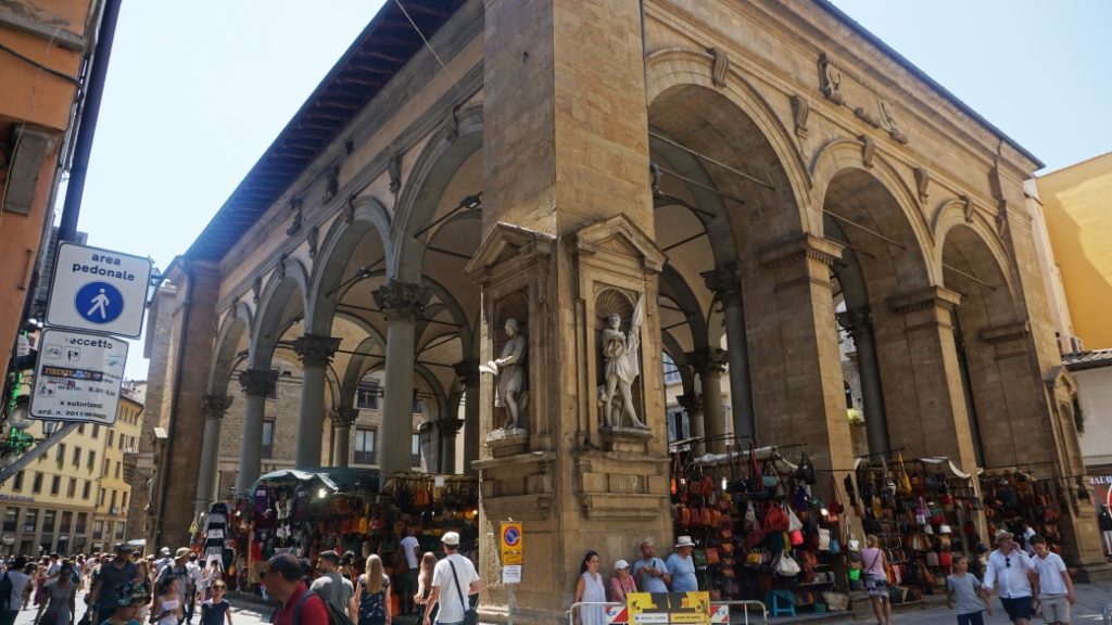 Loggia del Mercato Nuovo – Şans getiren bronz domuz
