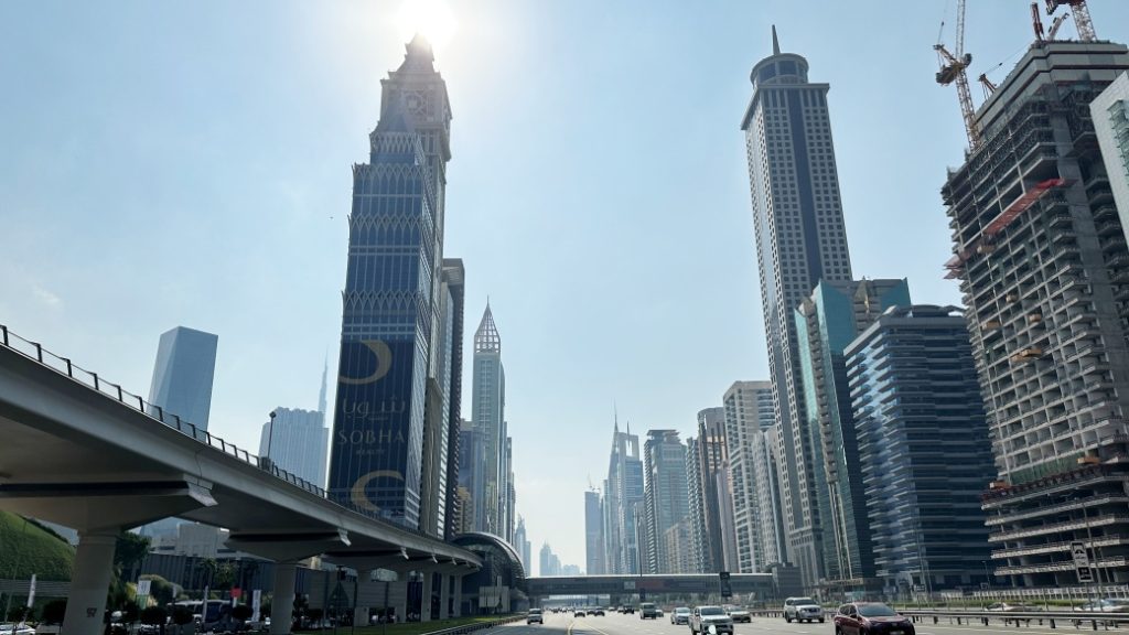 Şeyh Zayed Yolu – Dubai’nin gökdelen koridoru