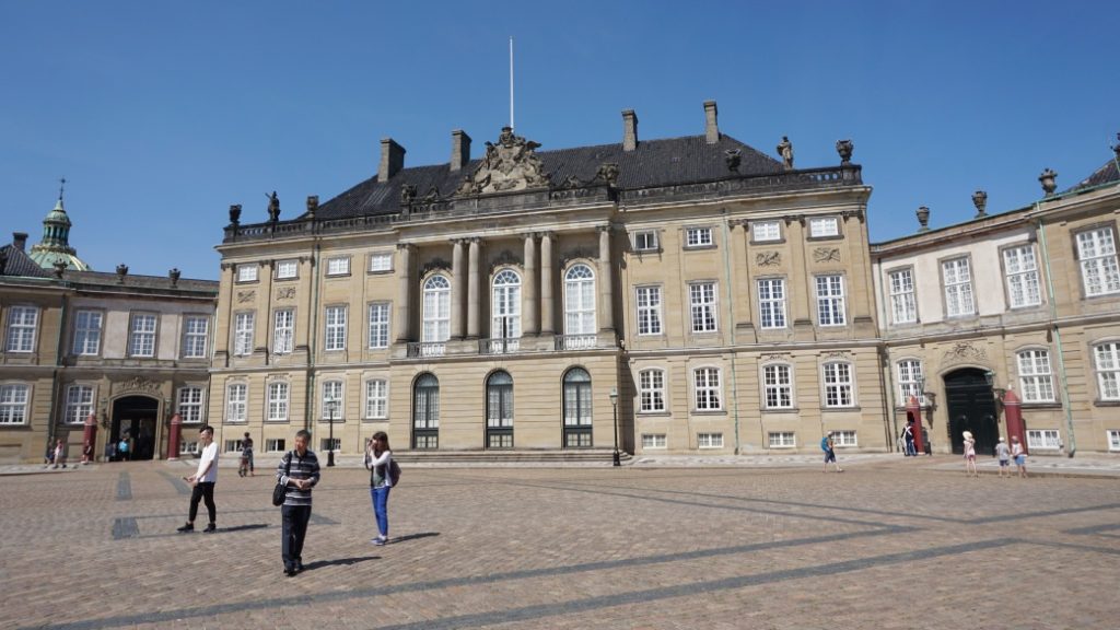 Amalienborg Sarayı – Danimarka Kraliyet Ailesi’nin evi