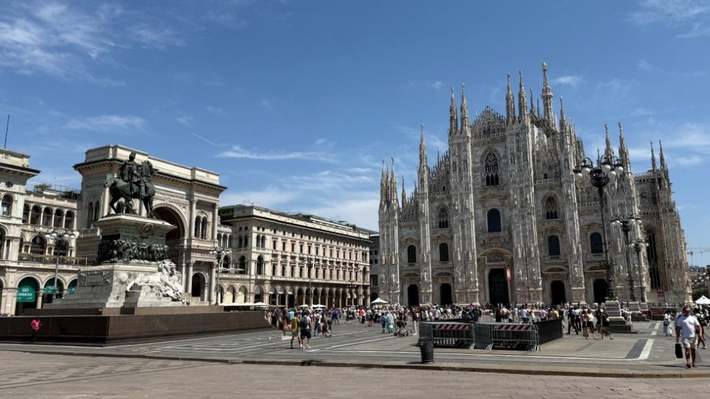 Piazza del Duomo – Milano’nun kalbi