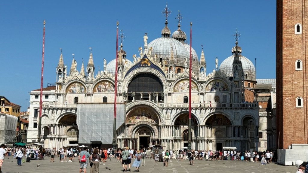 basilica di san marco venedik San Marco Bazilikası – Altın mozaikleriyle büyüleyen ibadethane