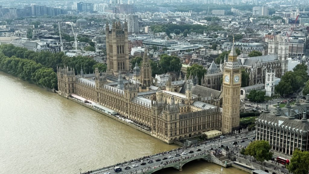 Big Ben & Westminster Sarayı – Londra’nın simgesi olan ikonik yapı