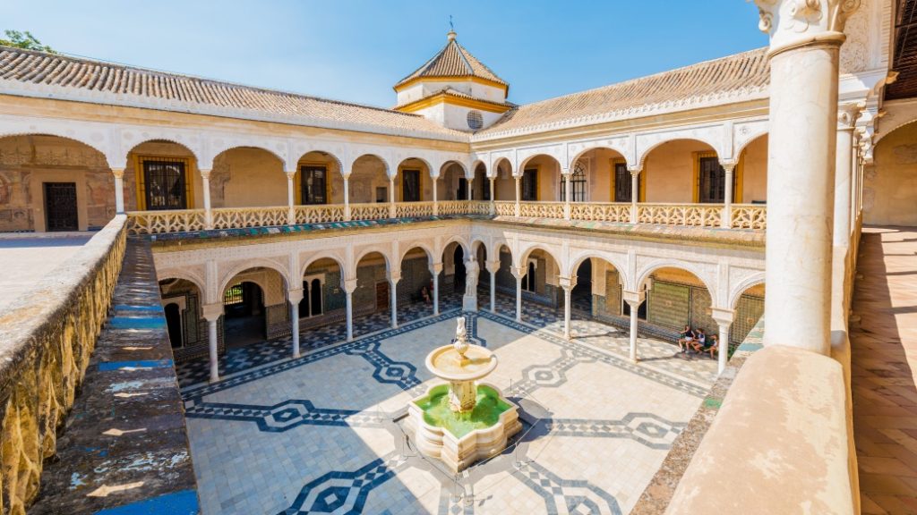 casa de pilatos sevilla Casa de Pilatos – Endülüs mimarisinin zarif örneği