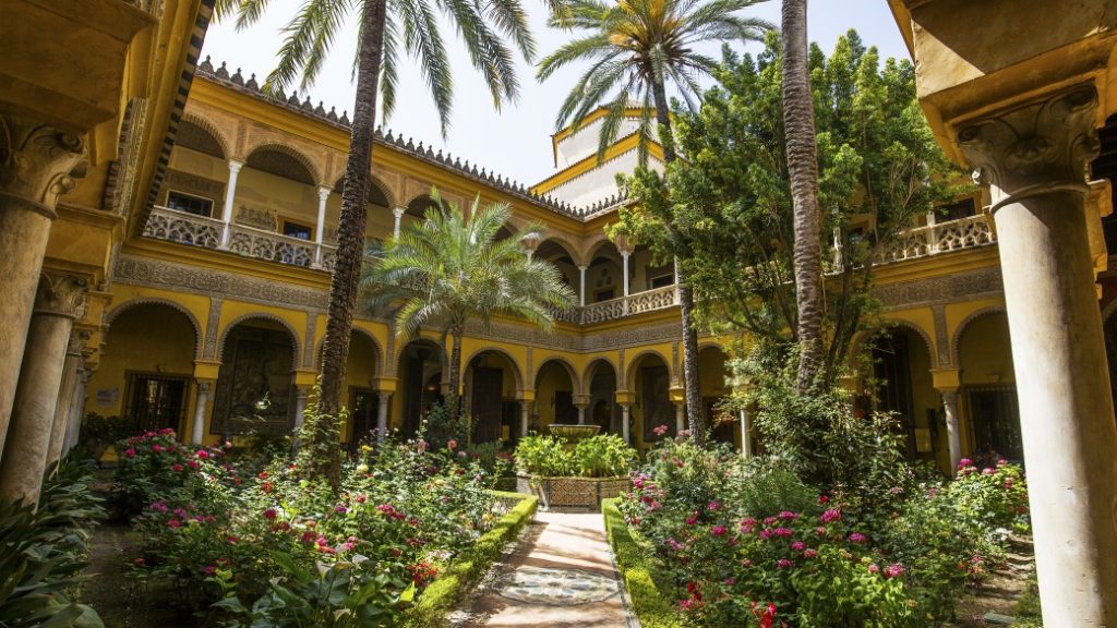 palacio de las duenas sevilla Palacio de las Dueñas – Asilzade zarafeti
