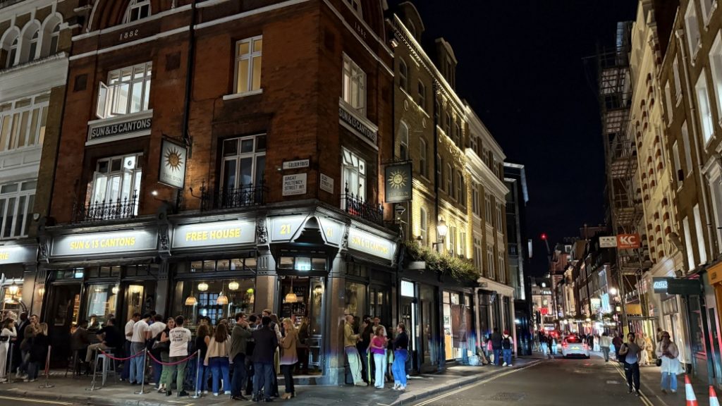Soho – Londra’nın eğlence ve kültür dolu mahallesi