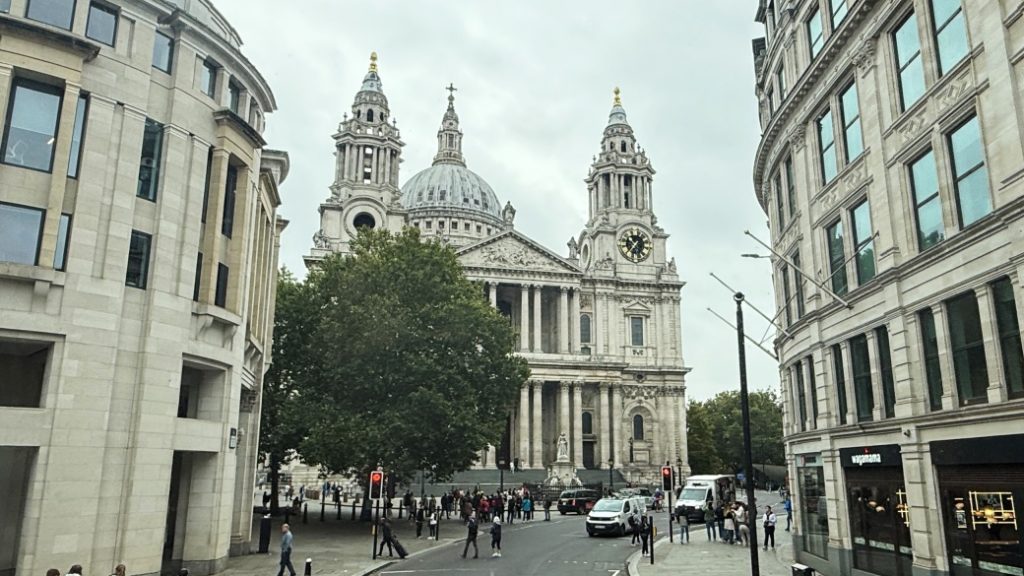 St Paul’s Cathedral – Londra’nın zarif kubbeli katedrali
