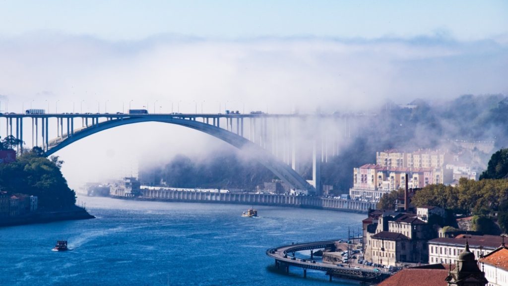 arrabida koprusu porto Arrábida Köprüsü – Porto’nun modern köprülerinden biri