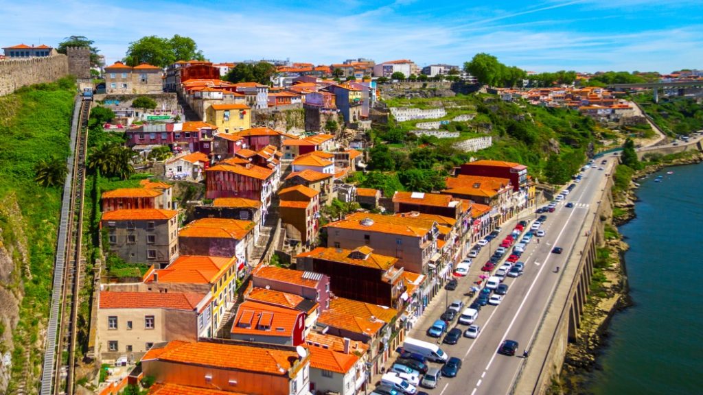 cais da ribeira porto Cais da Ribeira – Porto’nun nehir kıyısındaki yaşam alanı