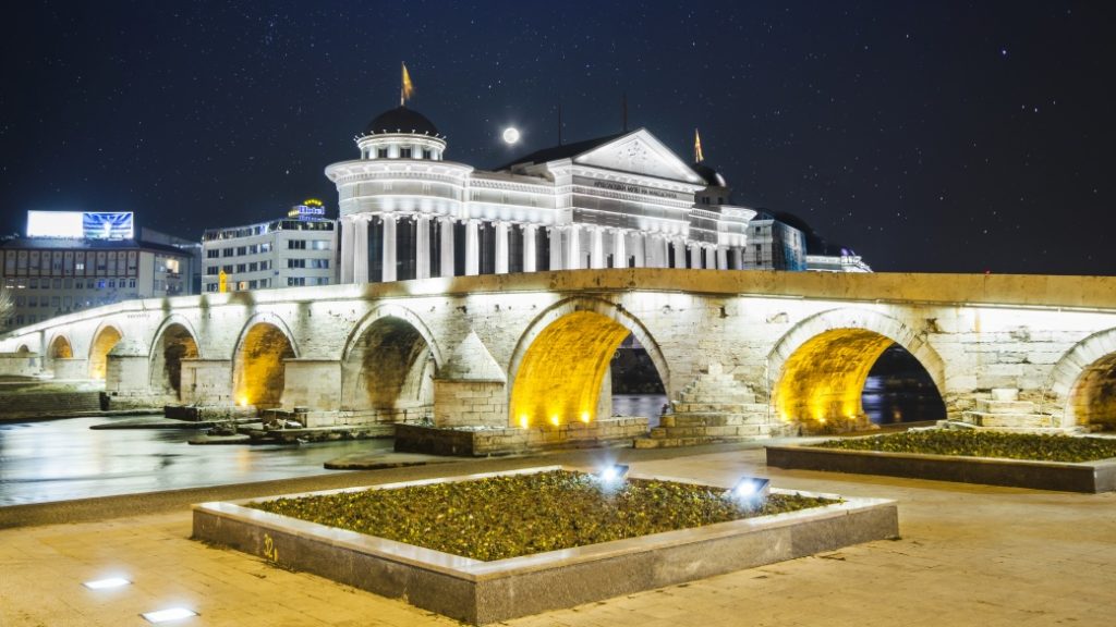 Üsküp’te Nerede Kalınır? – En iyi bölgeler ve otel önerileri