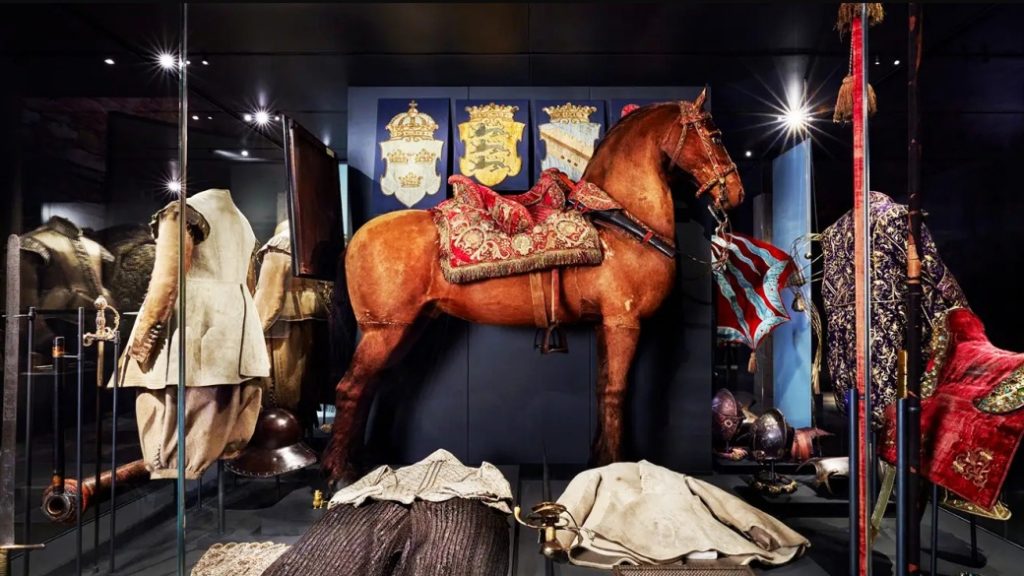 The Royal Armoury – Kraliyet hazineleri müzesi