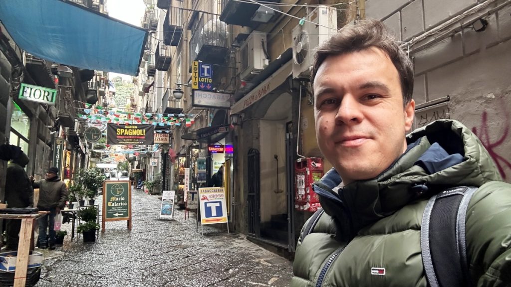 Napoli’de Nereler Gezilir? – Genel özet