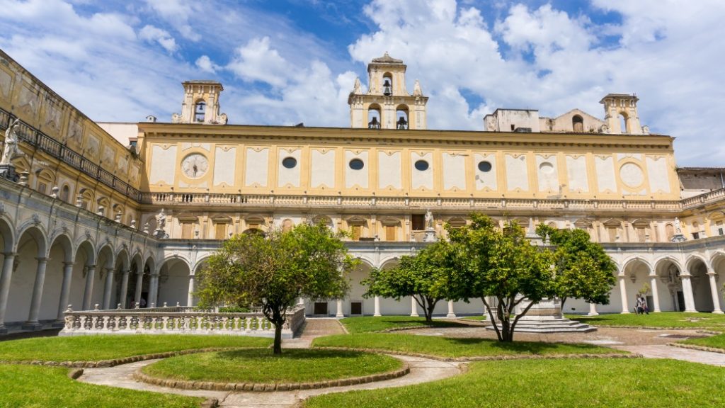 Certosa di San Martino – Tepedeki manastır