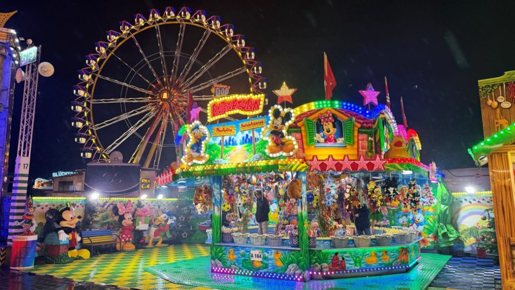 hamburger dom hamburg Hamburger DOM – Şehrin eğlence fuarı